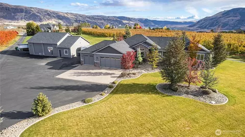 1001 S Webb Pl, East Wenatchee, WA 98802
