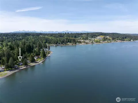 View/Area - 7610 E Grapeview Loop Rd, Allyn, WA 98524 photo 1 of 5