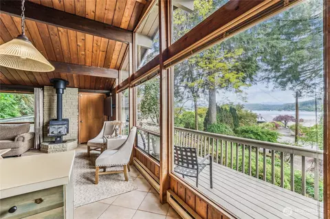 8310 E State Route 106, Union, WA 98592