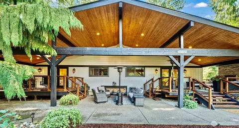 403 Point Fosdick Dr NW, Gig Harbor, WA 98335