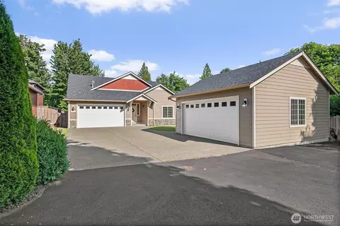 7908 Riverview Dr SE, Tumwater, WA 98501