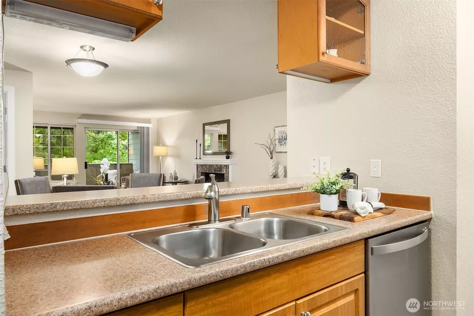 Kitchen - 15433 Country Club Dr #F207, Mill Creek, WA 98012 photo 3 of 3