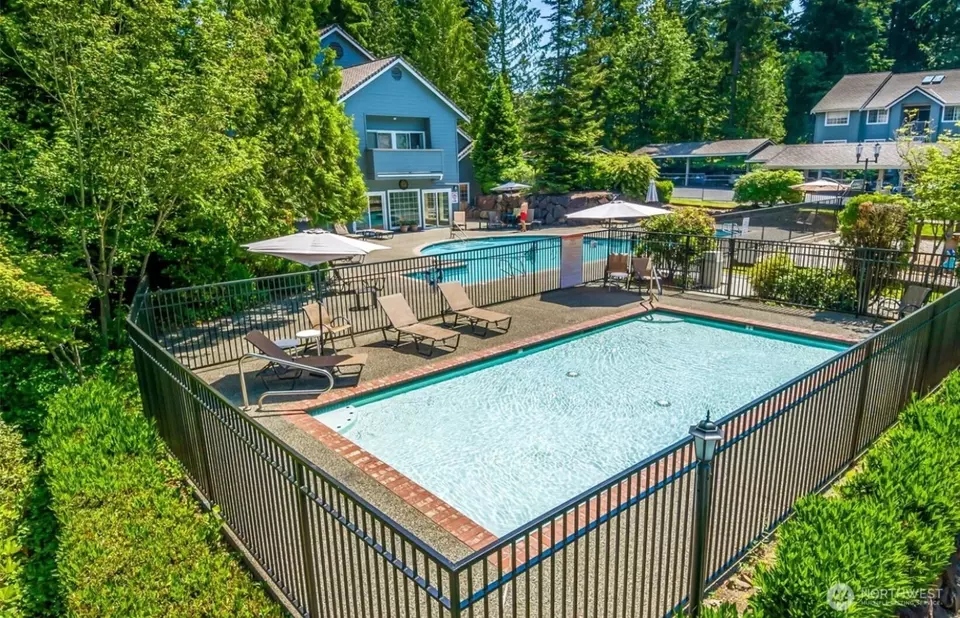 Exterior - 15433 Country Club Dr #F207, Mill Creek, WA 98012 photo 9 of 10