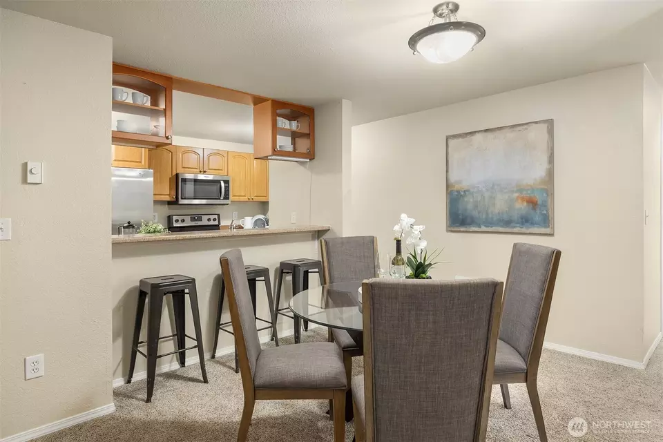 Dining - 15433 Country Club Dr #F207, Mill Creek, WA 98012 photo 2 of 4