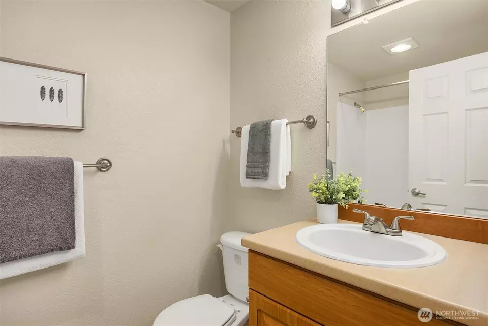 Bath - 15433 Country Club Dr #F207, Mill Creek, WA 98012 photo 2 of 2