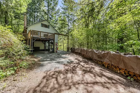 Exterior - 352 Craig Rd, Packwood, WA 98361 photo 3 of 14