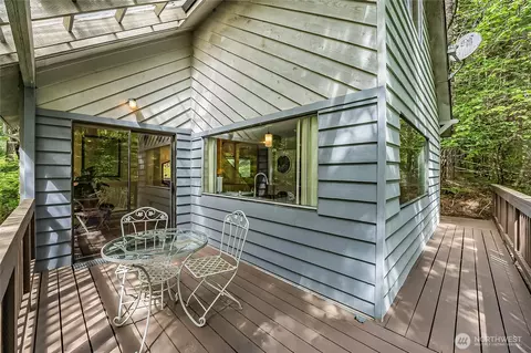 Exterior - 352 Craig Rd, Packwood, WA 98361 photo 4 of 14