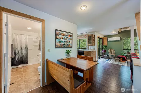 Entry Way - 352 Craig Rd, Packwood, WA 98361 photo 4 of 5