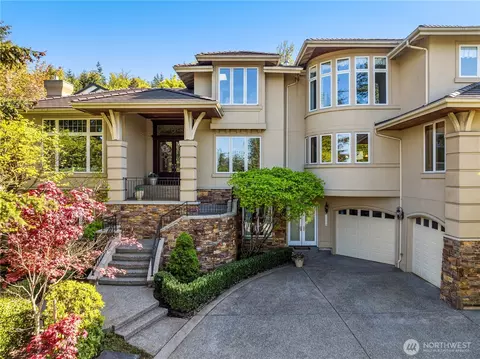 17799 SE 57th Pl, Bellevue, WA 98006