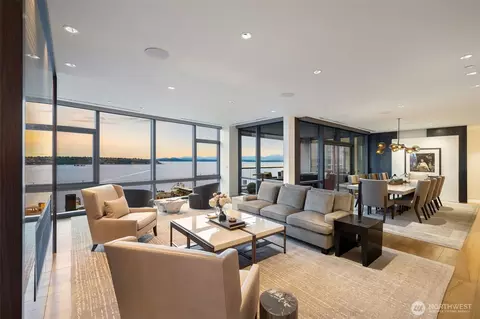 715 2nd Ave #1701, Seattle, WA 98104