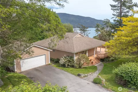 55 Langell Ln, Eastsound, WA 98245