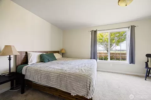 Bedroom - 8429 Nooksack Rd, Everson, WA 98247 photo 1 of 5