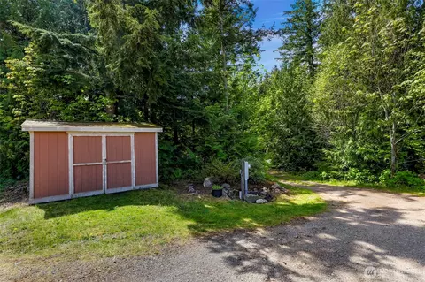846 Deep Valley Dr, Maple Falls, WA 98266 photo 3