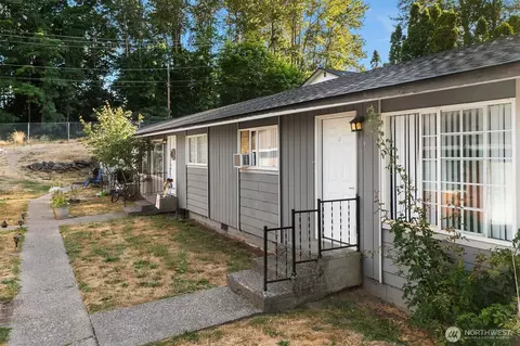 1511 E 38th St #1-4, Tacoma, WA 98404