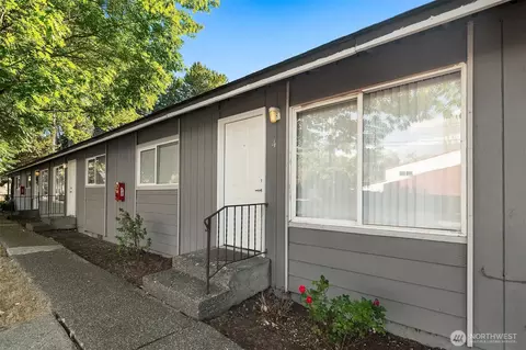 1521 E 38th St #1-4, Tacoma, WA 98404