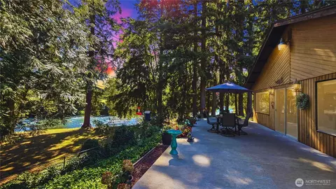 8506 358th St S, Roy, WA 98580