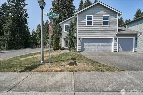 10203 194th Ave E, Bonney Lake, WA 98391