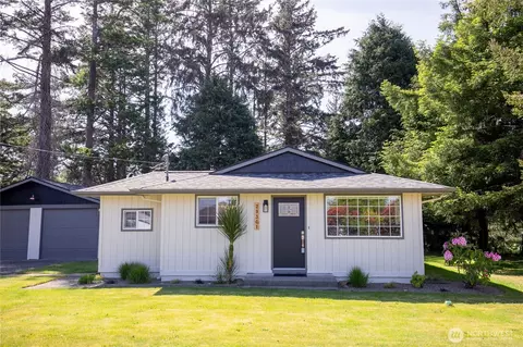 29311 Joy Ln, Ocean Park, WA 98640