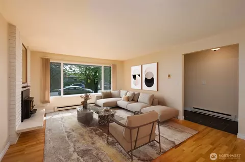 Living - 8702 4th Pl SE, Everett, WA 98208 photo 1 of 3