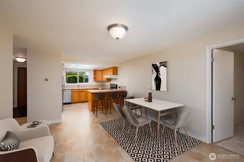 Dining - 8702 4th Pl SE, Everett, WA 98208 photo 2 of 2