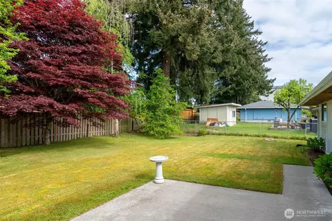 Exterior - 8702 4th Pl SE, Everett, WA 98208 photo 4 of 11