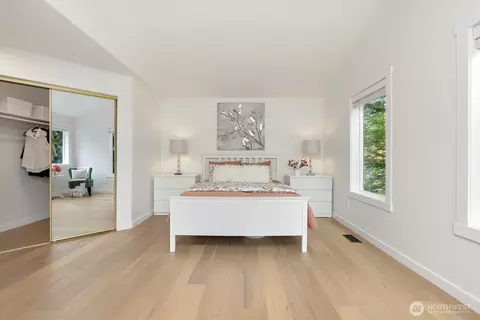 Bedroom - 4525 244th St SE, Bothell, WA 98021 photo 2 of 4