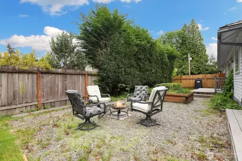 Exterior - 4525 244th St SE, Bothell, WA 98021 photo 10 of 11