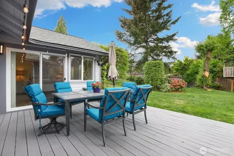 Exterior - 4525 244th St SE, Bothell, WA 98021 photo 3 of 11
