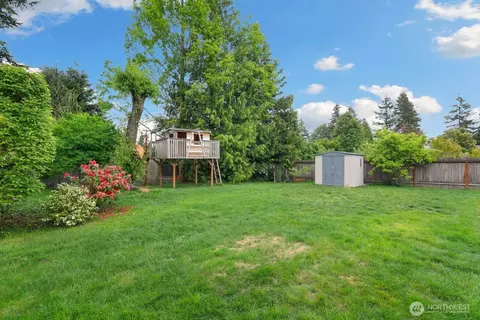 Exterior - 4525 244th St SE, Bothell, WA 98021 photo 5 of 11