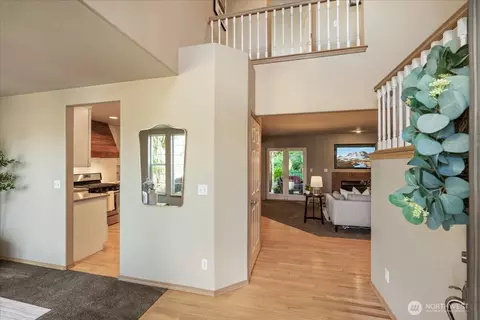 1218 231st St SE, Bothell, WA 98021 photo 2