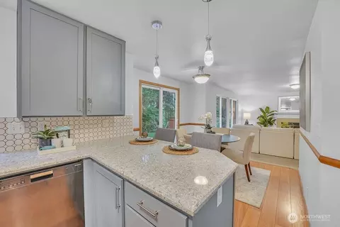 Kitchen - 19621 10th Dr SE, Bothell, WA 98012 photo 4 of 4