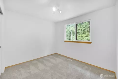 Bedroom - 19621 10th Dr SE, Bothell, WA 98012 photo 2 of 4