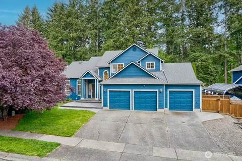 Exterior - 19621 10th Dr SE, Bothell, WA 98012 photo 2 of 8