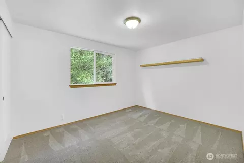 Bedroom - 19621 10th Dr SE, Bothell, WA 98012 photo 4 of 4