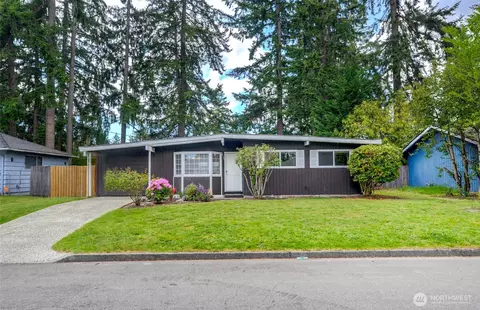 935 168 Ave NE, Bellevue, WA 98008
