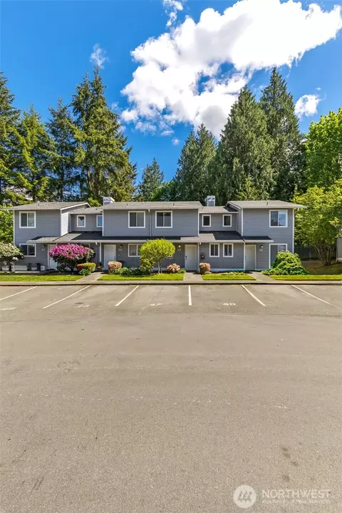 Exterior - 1526 192nd St SE #Q3, Bothell, WA 98012 photo 5 of 5