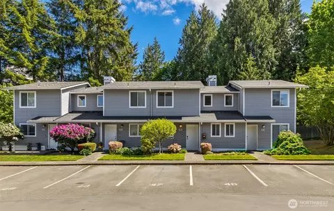 Exterior - 1526 192nd St SE #Q3, Bothell, WA 98012 photo 1 of 5