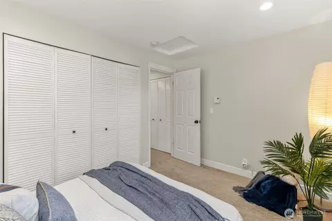 Bedroom - 1526 192nd St SE #Q3, Bothell, WA 98012 photo 5 of 5