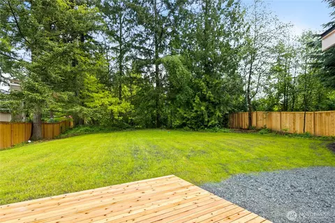 Exterior - 13507 14th Dr SE, Mill Creek, WA 98012 photo 8 of 12