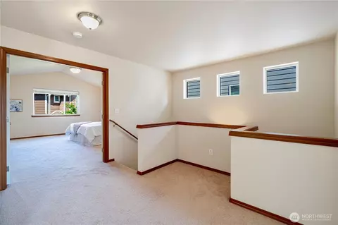 Entry Way - 14611 46th Ave SE, Bothell, WA 98012 photo 2 of 2