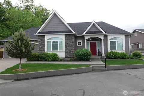 1164 SE Creekside Dr, College Place, WA 99324