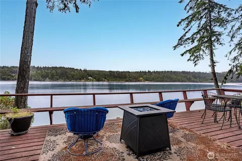 209 E Herron Blvd NW, Lakebay, WA 98349