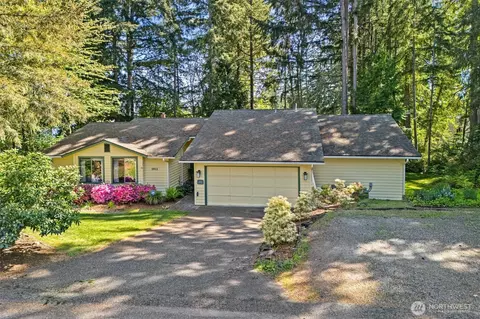 3912 Sutherland St, Gig Harbor, WA 98332