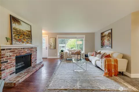 10418 NE 193rd St, Bothell, WA 98011 photo 6