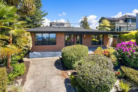 6012 36th Ave NW, Seattle, WA 98107