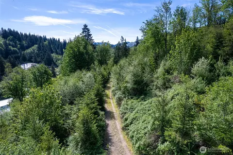 653 S Goble Creek Rd, Kelso, WA 98626