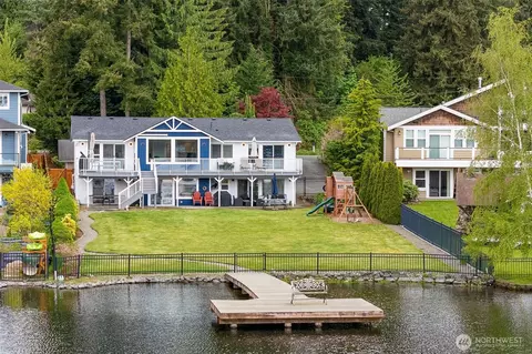 16119 Larch Way, Lynnwood, WA 98087