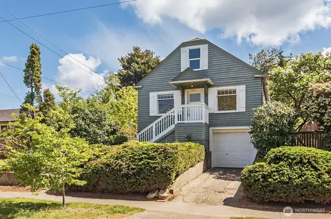 8048 Wallingford Ave N, Seattle, WA 98103