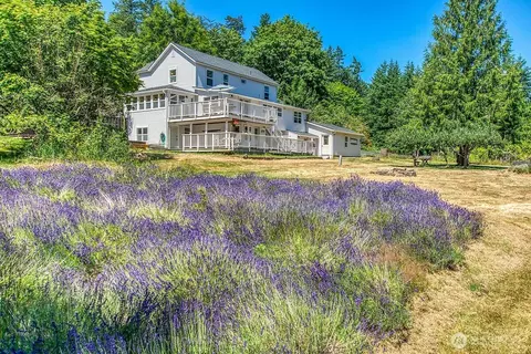 716 Point Lawrence Rd, Olga, WA 98279