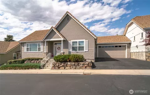 1494 Eastmont Ave #10, East Wenatchee, WA 98802